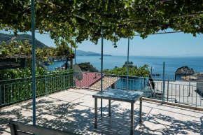 Panos Apartments